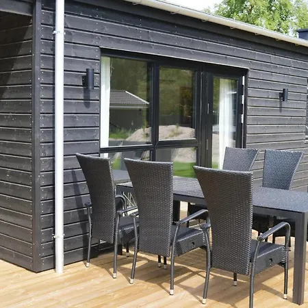 Two-bedroom Holiday In Albak בית נופש *