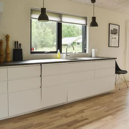 Two-bedroom Holiday In Albak בית נופש *