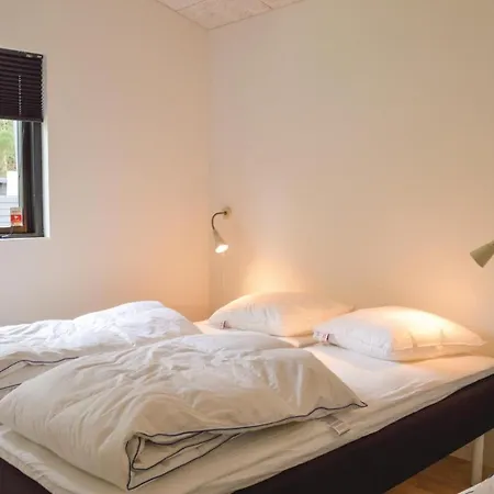 בית נופש Two-bedroom Holiday In Albak *